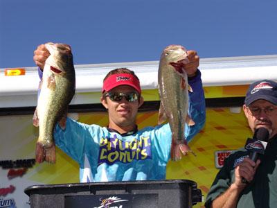 Day one leader Ronnie Hopkins Jr. retained his top spot and built a margin of nearly 7 pounds. Photo by David A. Brown, FLW Outdoors